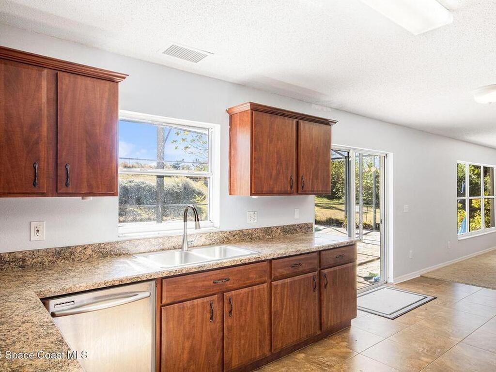 895 Woodvale Street, Clermont, FL 34711