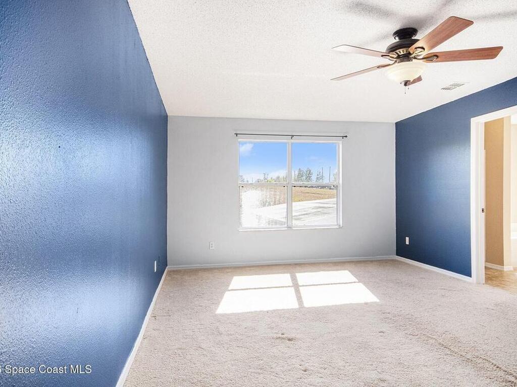 895 Woodvale Street, Clermont, FL 34711