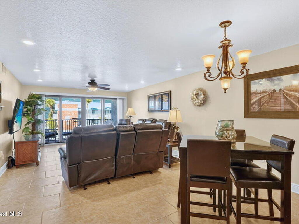 1050 N Atlantic Avenue, Cocoa Beach, FL 32931