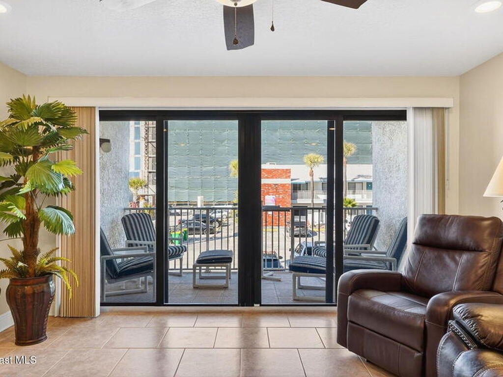 1050 N Atlantic Avenue, Cocoa Beach, FL 32931