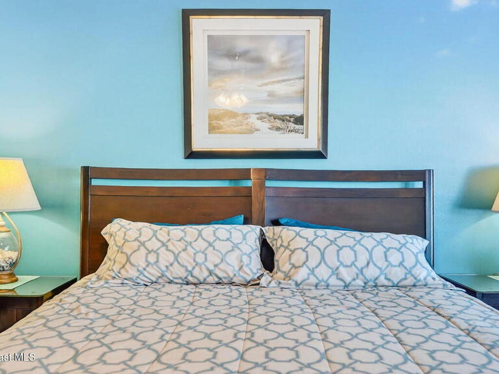 1050 N Atlantic Avenue, Cocoa Beach, FL 32931