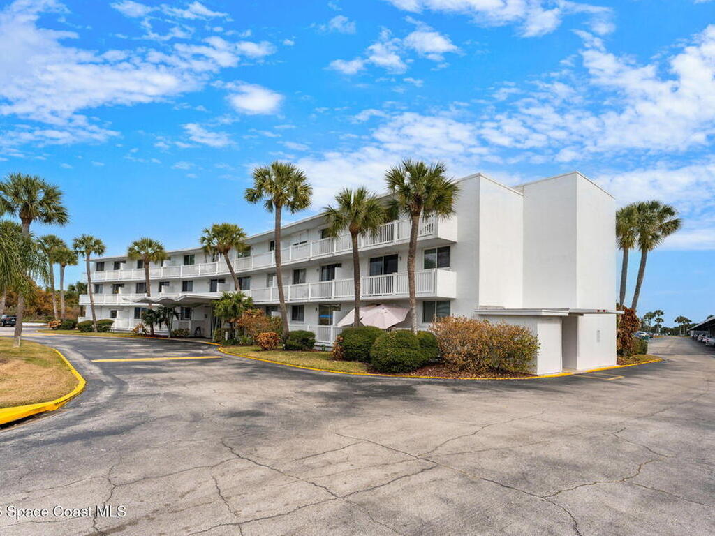 3190 N Atlantic Avenue, Cocoa Beach, FL 32931