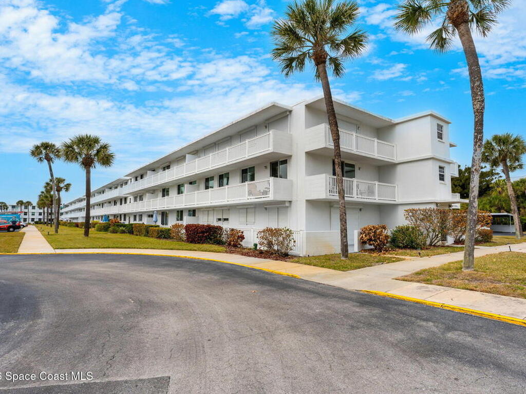 3190 N Atlantic Avenue, Cocoa Beach, FL 32931