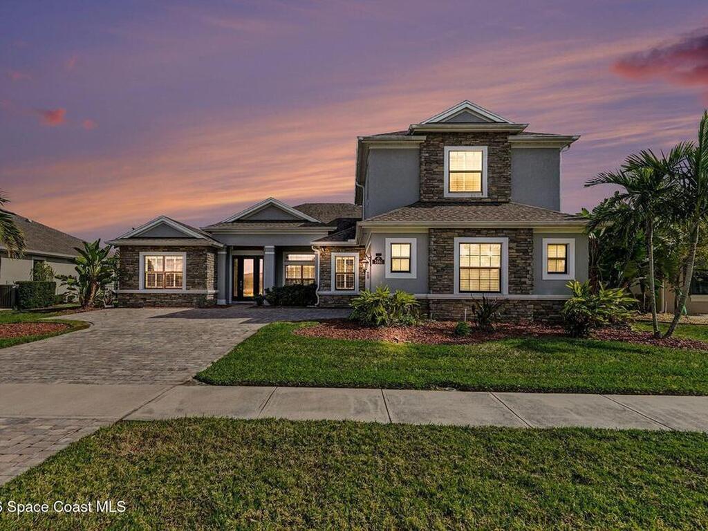 7661 Paragrass Avenue, Melbourne, FL 32940
