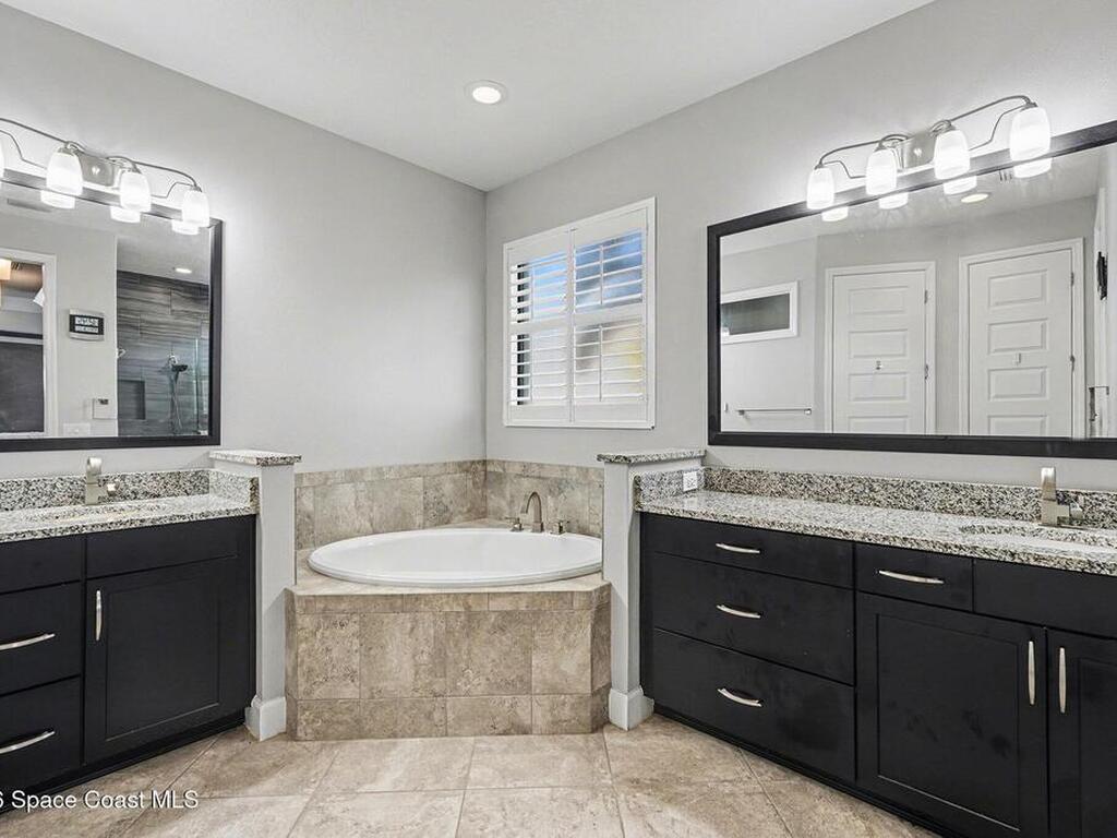 7661 Paragrass Avenue, Melbourne, FL 32940