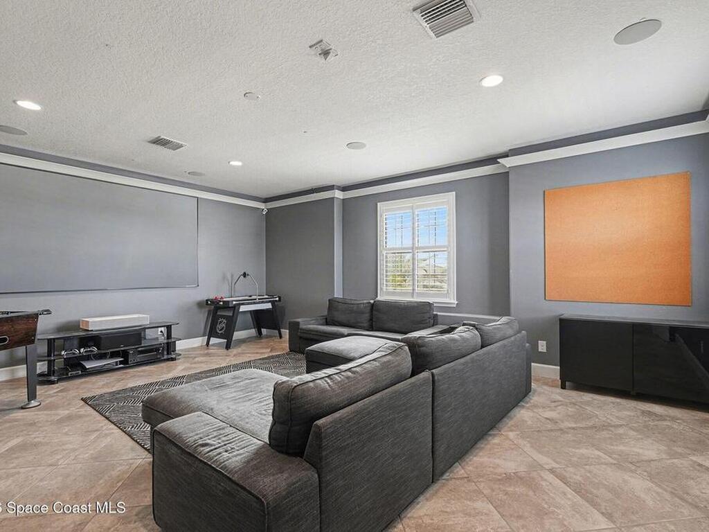 7661 Paragrass Avenue, Melbourne, FL 32940