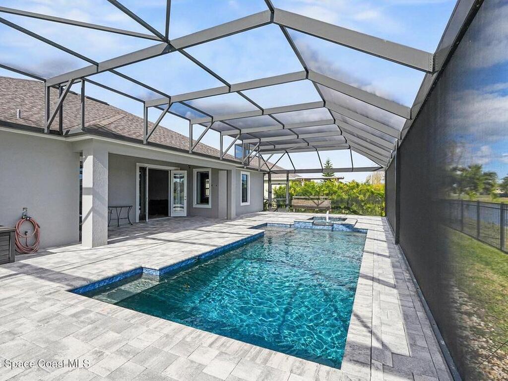 7661 Paragrass Avenue, Melbourne, FL 32940