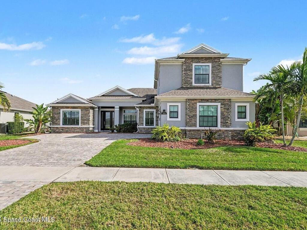 7661 Paragrass Avenue, Melbourne, FL 32940
