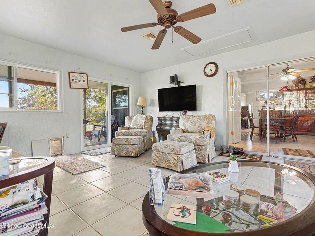 598 Gantry Street, Palm Bay, FL 32908