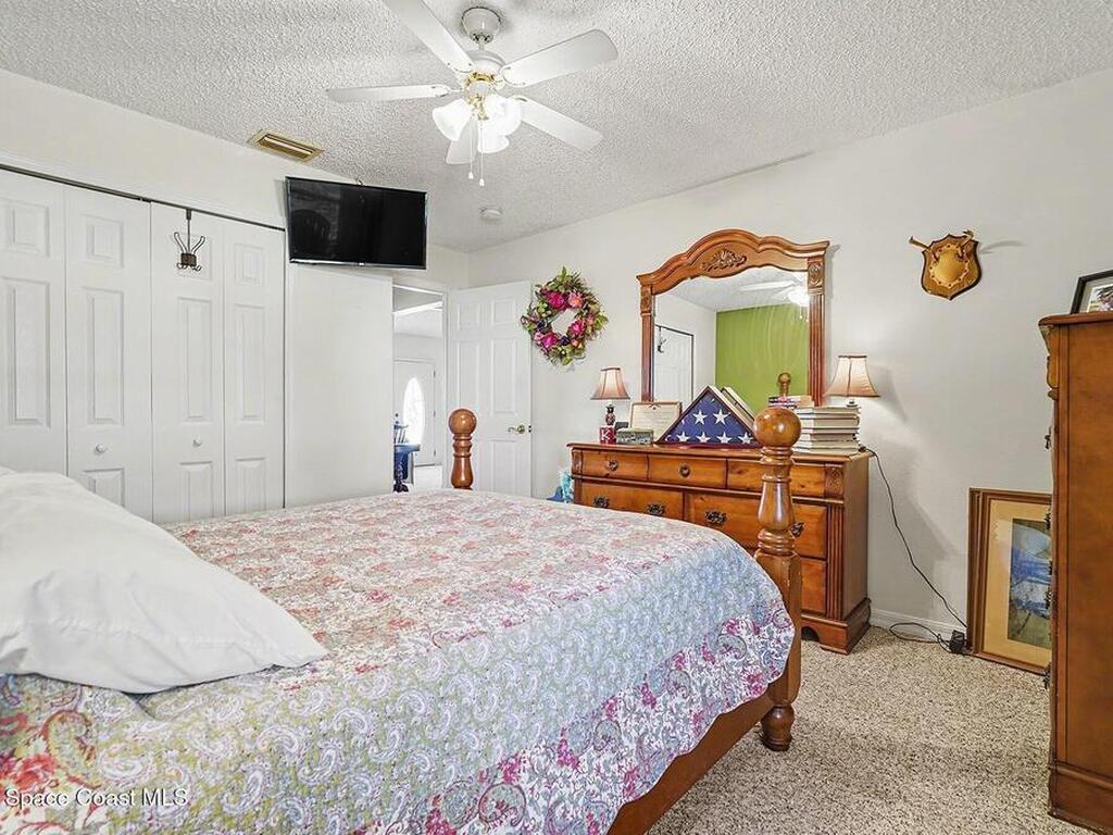 598 Gantry Street, Palm Bay, FL 32908