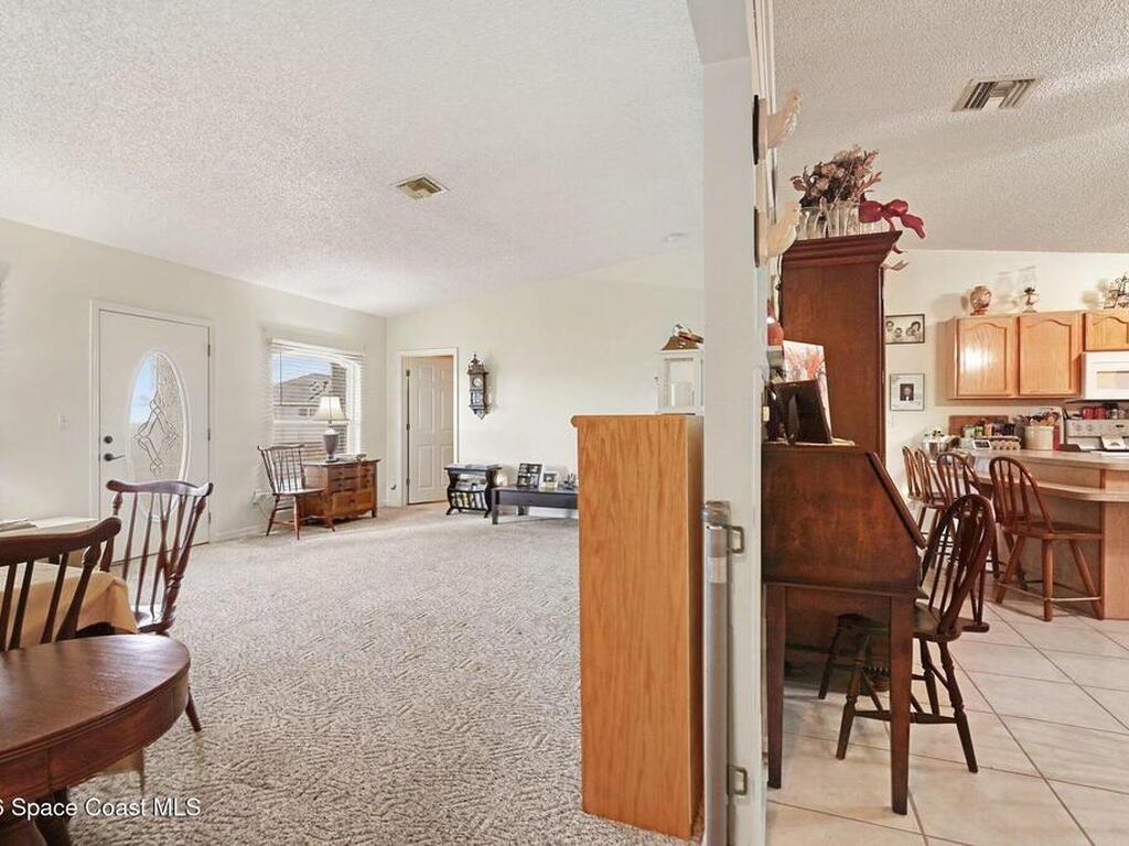 598 Gantry Street, Palm Bay, FL 32908