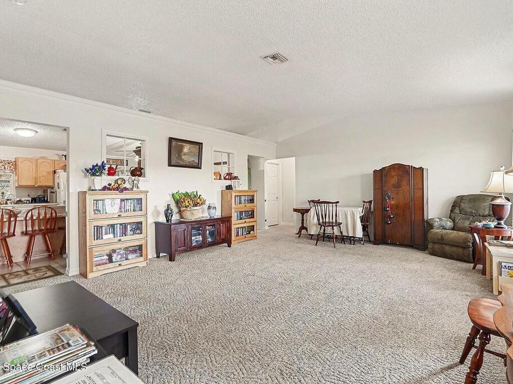 598 Gantry Street, Palm Bay, FL 32908