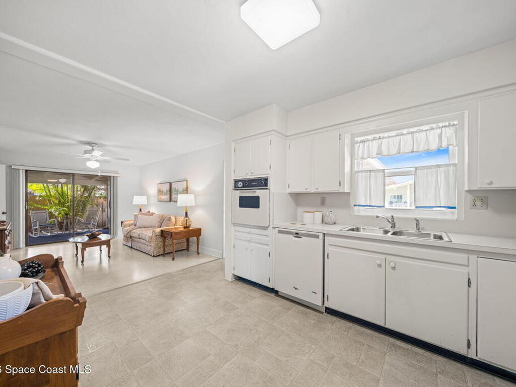 415 Seabreeze Drive, Indialantic, FL 32903