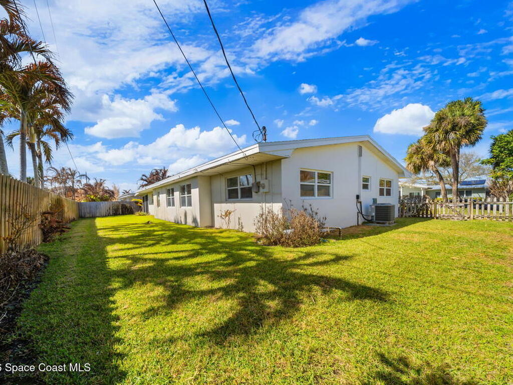 415 Seabreeze Drive, Indialantic, FL 32903