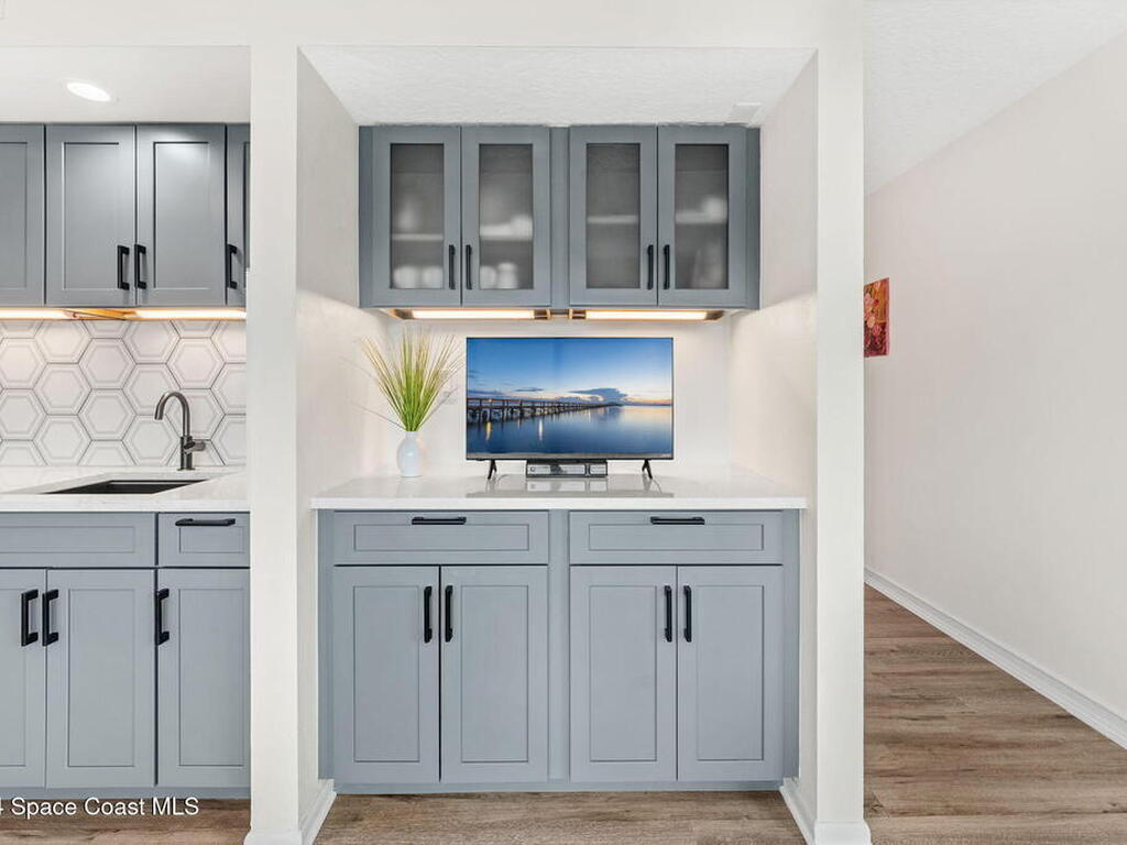 1209 E New Haven Avenue, Melbourne, FL 32901