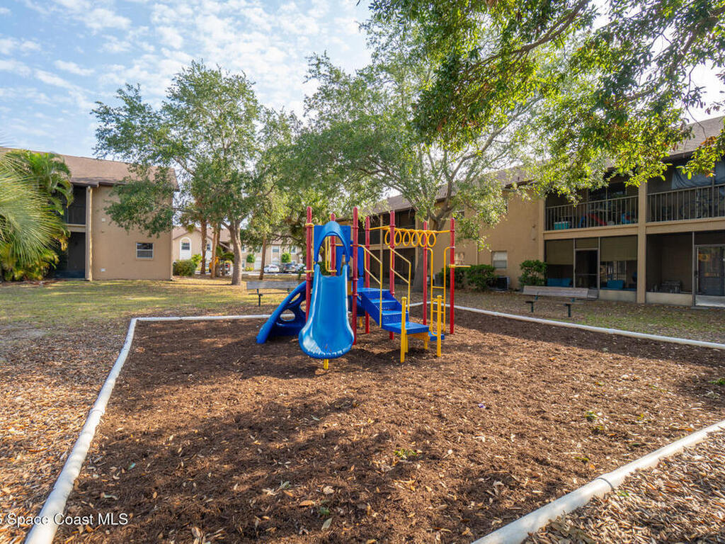 101 Summer Place, Merritt Island, FL 32953