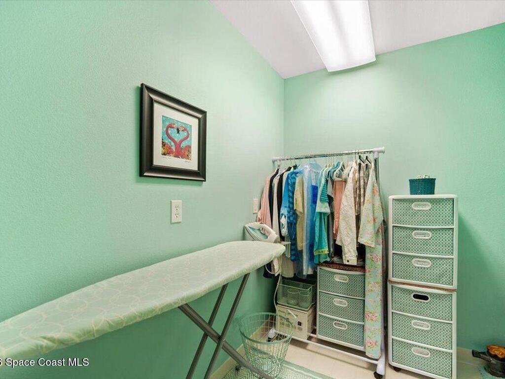 2555 S Tropical Trail, Merritt Island, FL 32952