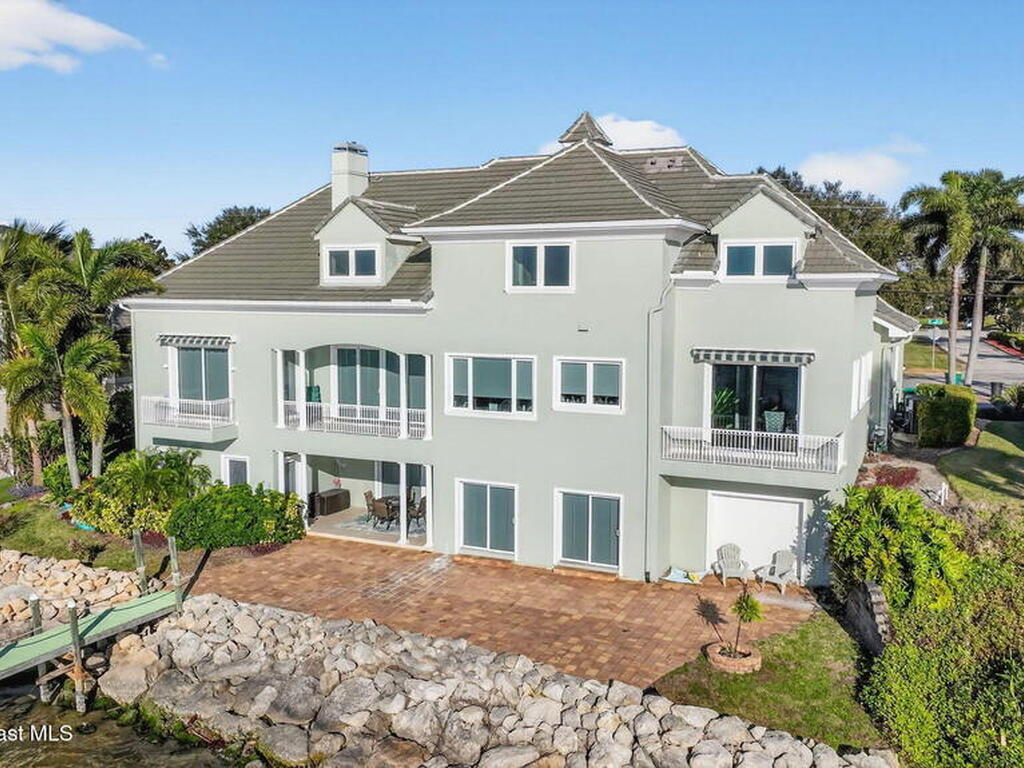 2555 S Tropical Trail, Merritt Island, FL 32952