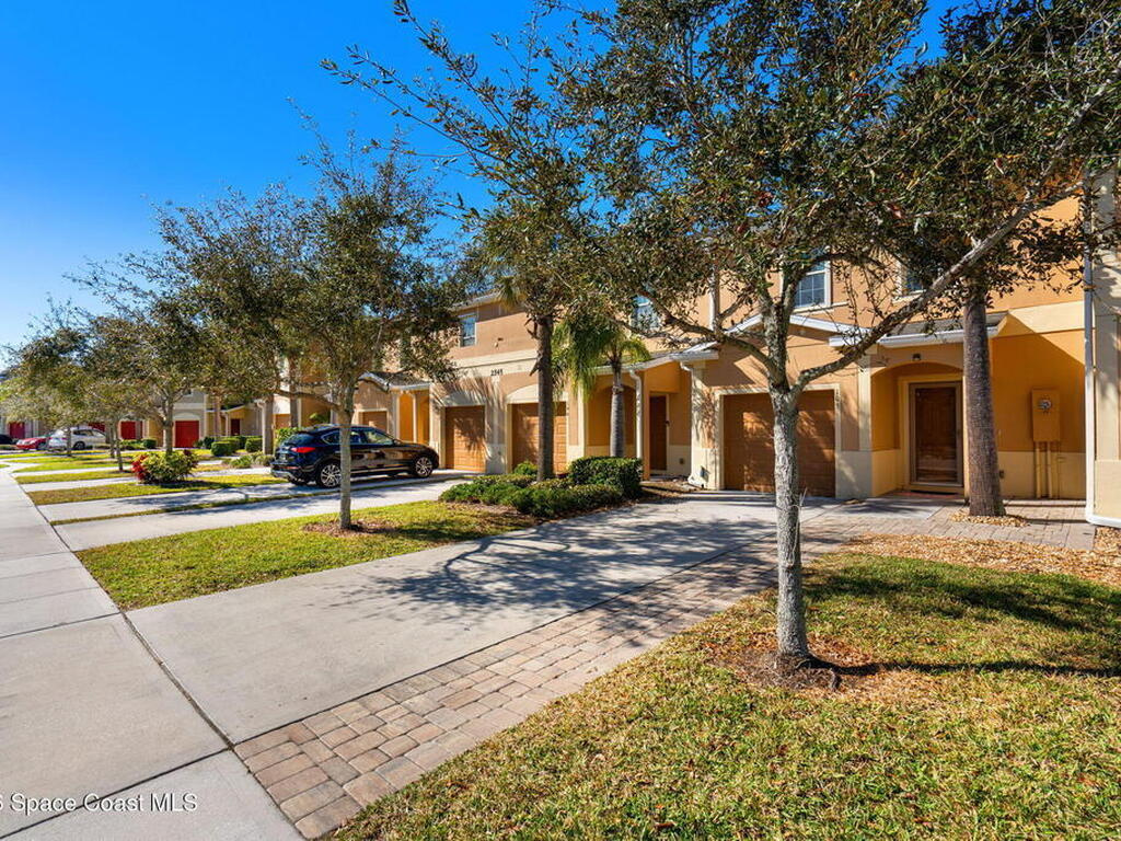 2545 Revolution Street, Melbourne, FL 32935