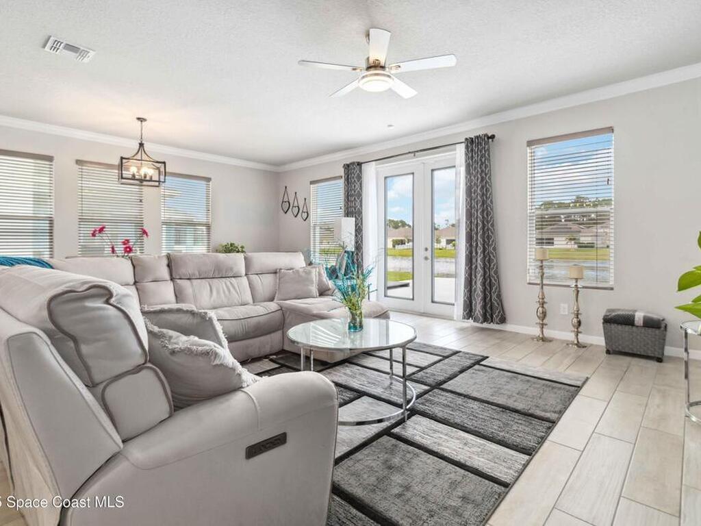 553 Cooper Court, Palm Bay, FL 32908