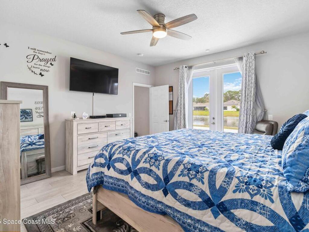 553 Cooper Court, Palm Bay, FL 32908