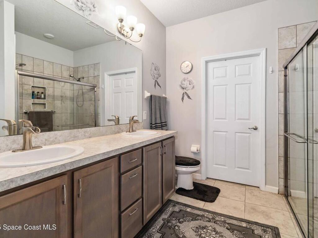 553 Cooper Court, Palm Bay, FL 32908