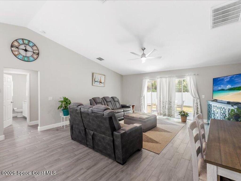 587 Plumbago Road, Palm Bay, FL 32907