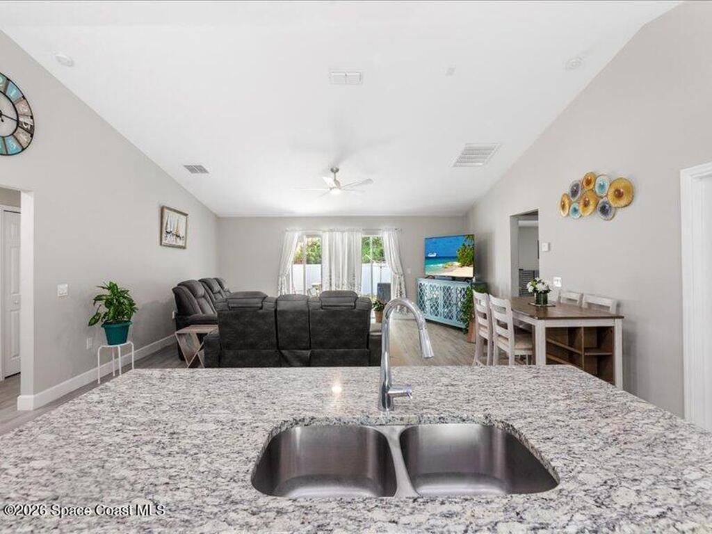 587 Plumbago Road, Palm Bay, FL 32907