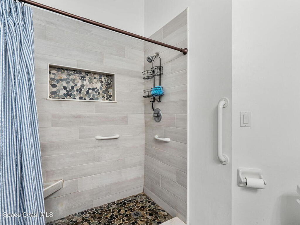 1013 Worthington Spring Drive, Melbourne, FL 32940