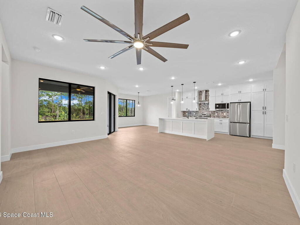 797 Tejon Avenue, Palm Bay, FL 32908