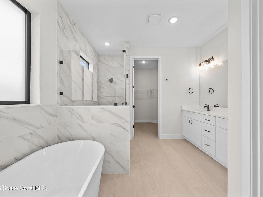 797 Tejon Avenue, Palm Bay, FL 32908