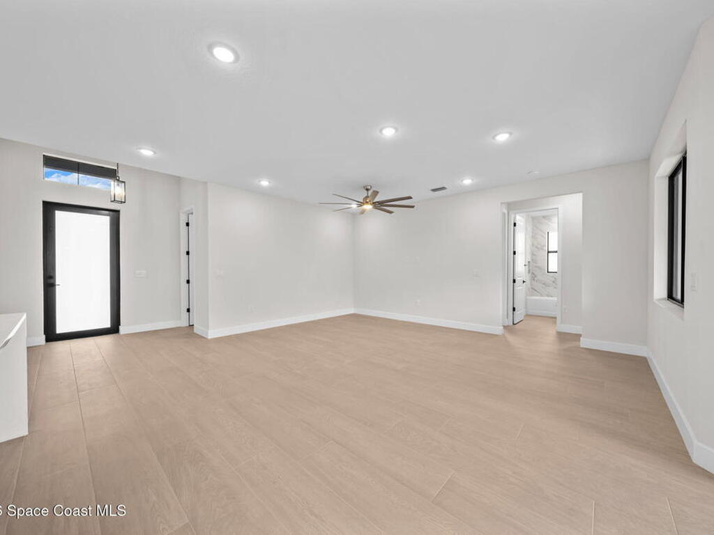 797 Tejon Avenue, Palm Bay, FL 32908