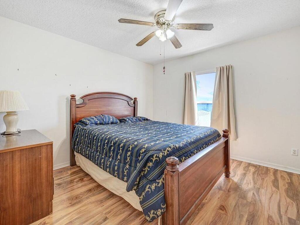 1180 Goldenrod Circle, Palm Bay, FL 32905