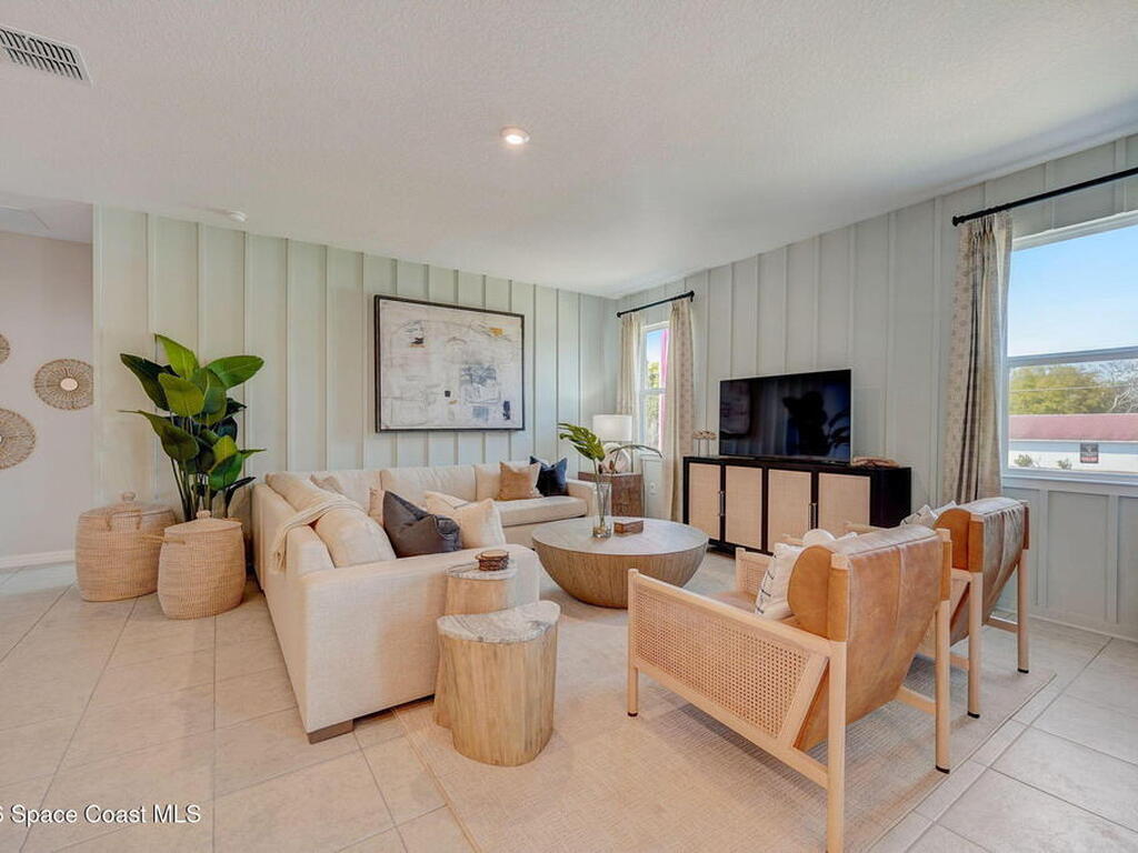 1105 Connolly Lane, Palm Bay, FL 32905