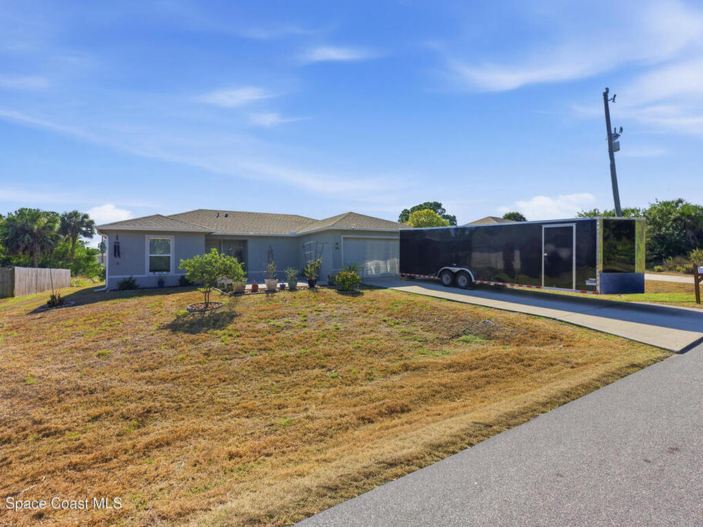 190 Silver Frost Street, Palm Bay, FL 32909