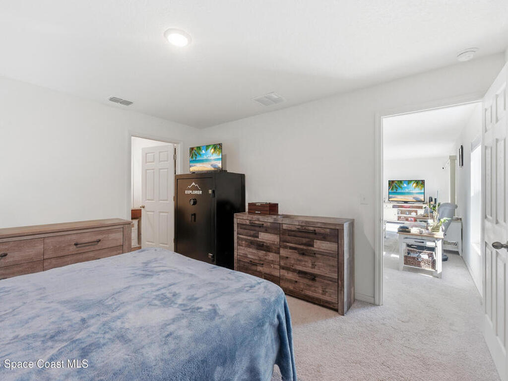 190 Silver Frost Street, Palm Bay, FL 32909