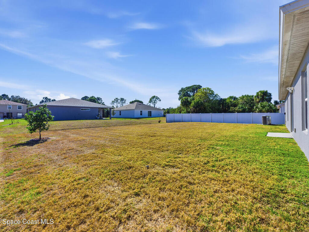 190 Silver Frost Street, Palm Bay, FL 32909