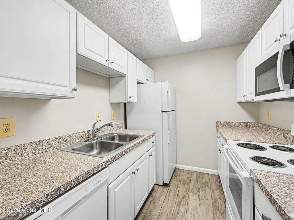 3590 Sable Palm Lane, Titusville, FL 32780