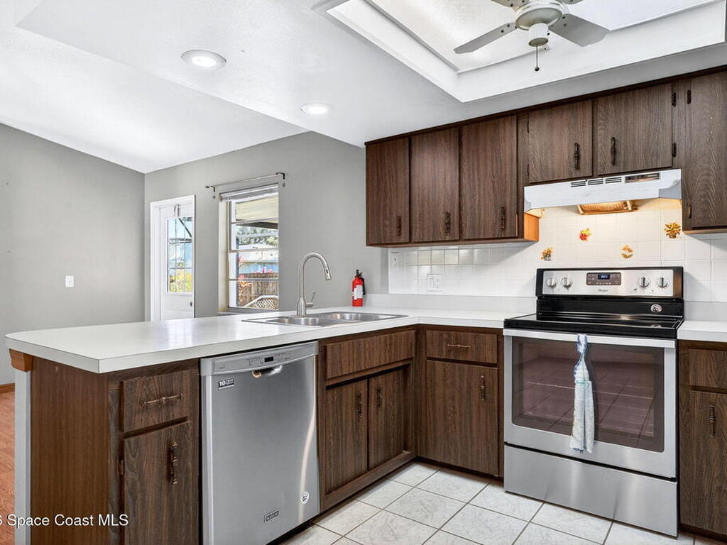 1233 Ach Court, Palm Bay, FL 32907