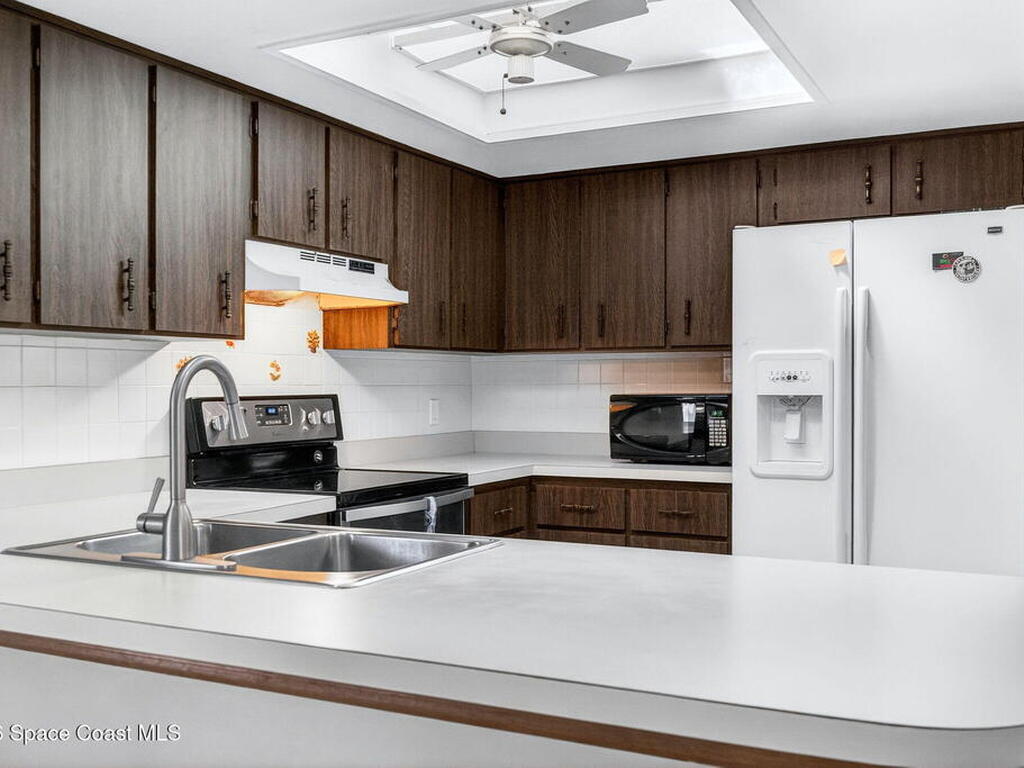 1233 Ach Court, Palm Bay, FL 32907