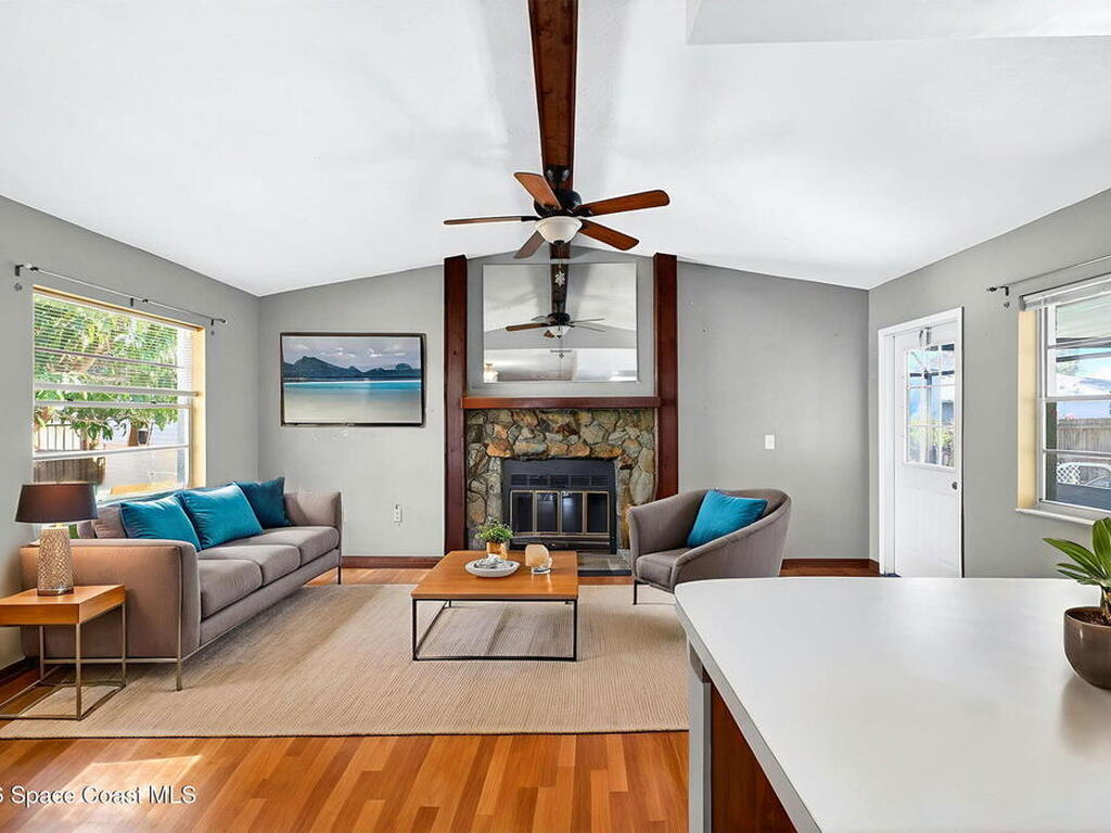 1233 Ach Court, Palm Bay, FL 32907