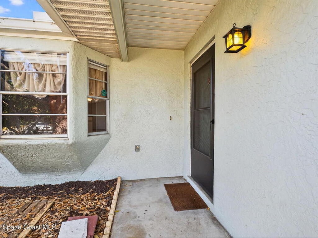 1233 Ach Court, Palm Bay, FL 32907