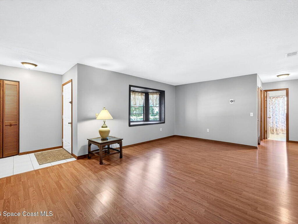 1233 Ach Court, Palm Bay, FL 32907