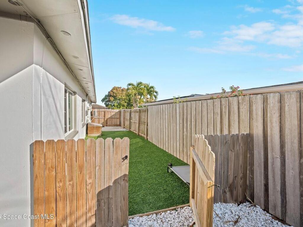 325 Duet Avenue, Merritt Island, FL 32952