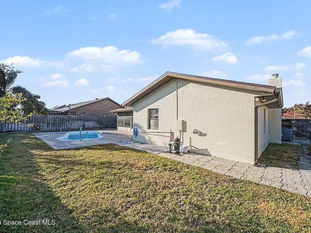 2001 Thistle Drive, Melbourne, FL 32935