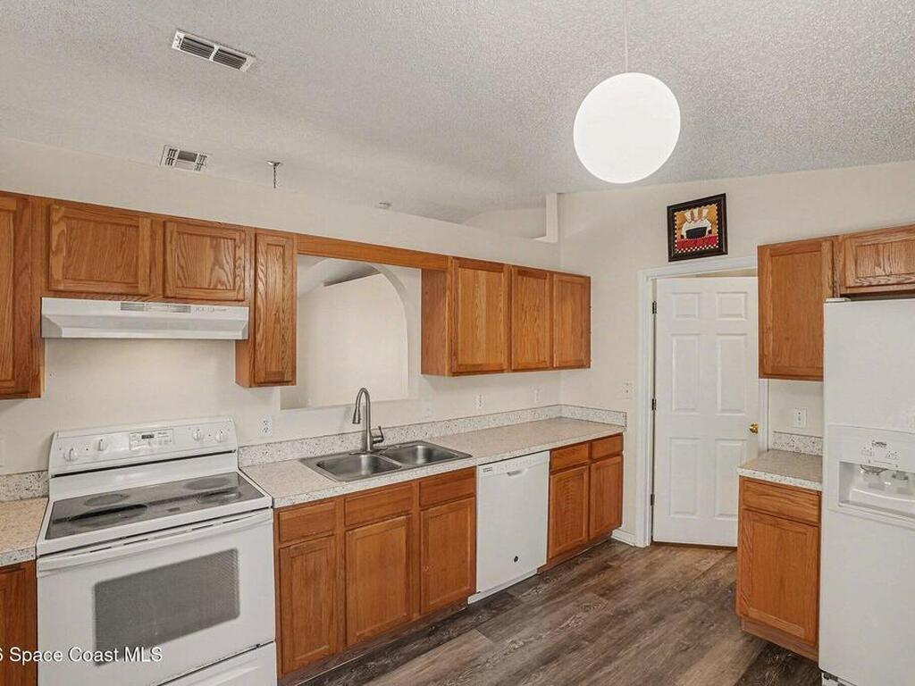 2268 Spring Creek Circle, Palm Bay, FL 32905