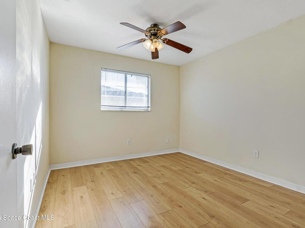 4406 Shadow Crest Place, Orlando, FL 32811