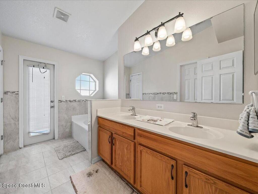 3262 Chica Circle, Melbourne, FL 32904