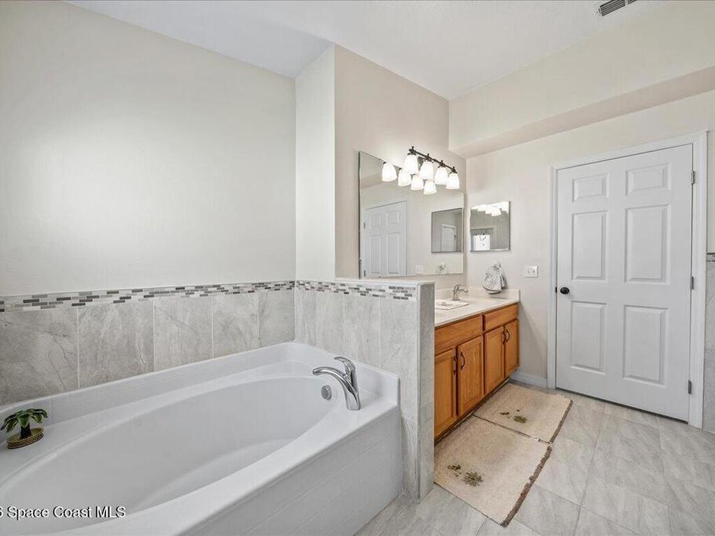 3262 Chica Circle, Melbourne, FL 32904