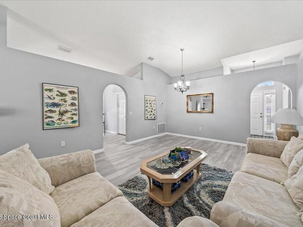 3262 Chica Circle, Melbourne, FL 32904